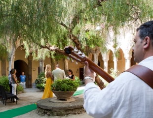 Guitar and Mandolino during the Ceremony Sorrento wedding elope